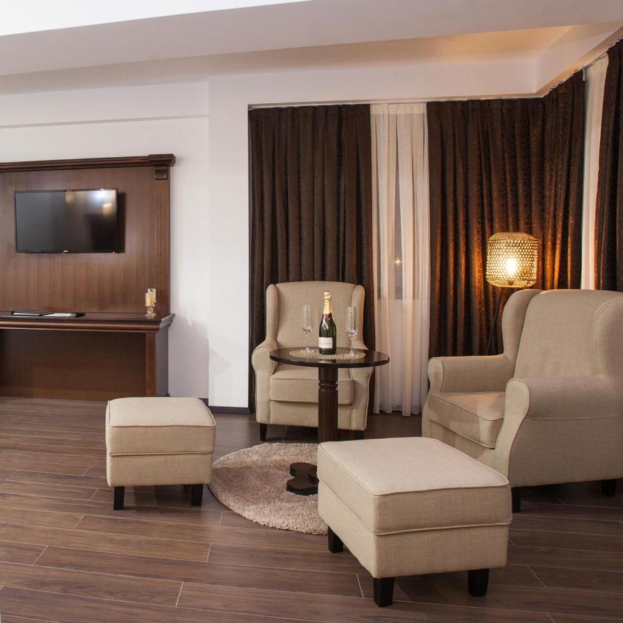 Hotel Sky Gevgelija Exterior photo Suite
