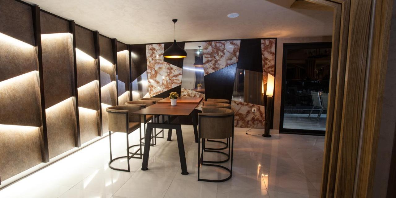 Hotel Sky Gevgelija Exterior photo The bar at the hotel