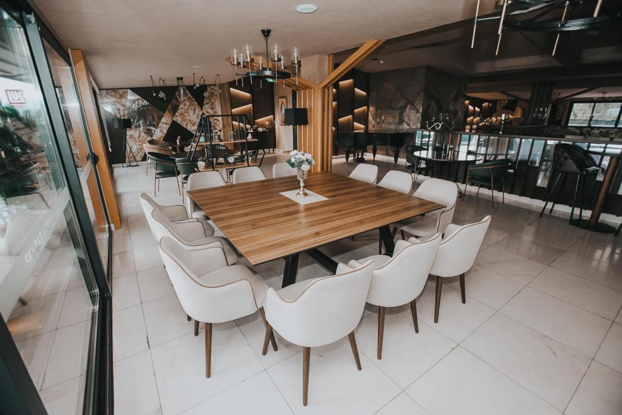 Hotel Sky Gevgelija Exterior photo The interior of the restaurant